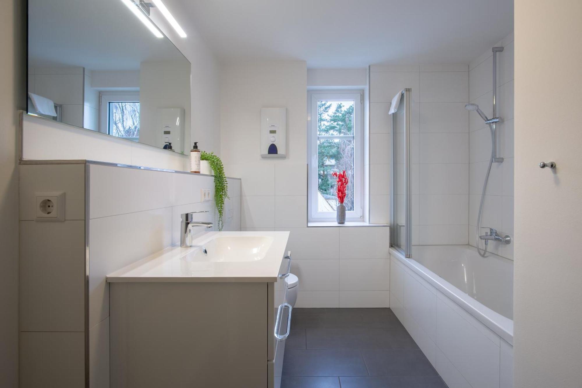 Coview - Design Apartment - 2 Schlafzimmer - Kueche - Highspeed Wlan Dresden Eksteriør bilde